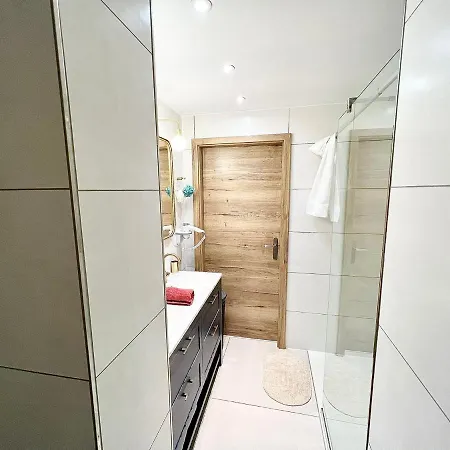 Chambre Privee Partage *